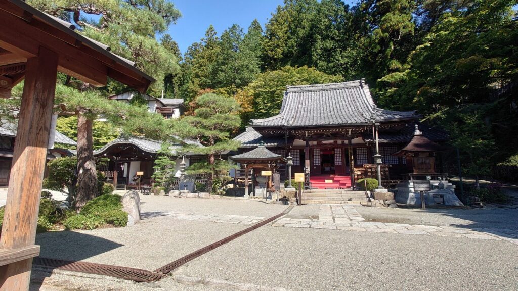 温泉寺/岐阜県下呂市