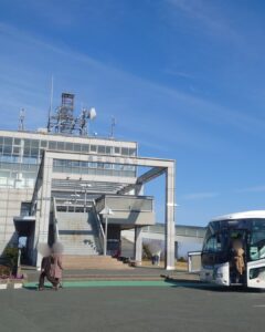 蔵王山展望台 ガラス張りの展望スペース