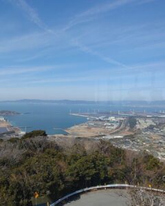 蔵王山展望台 ガラス張りの展望台