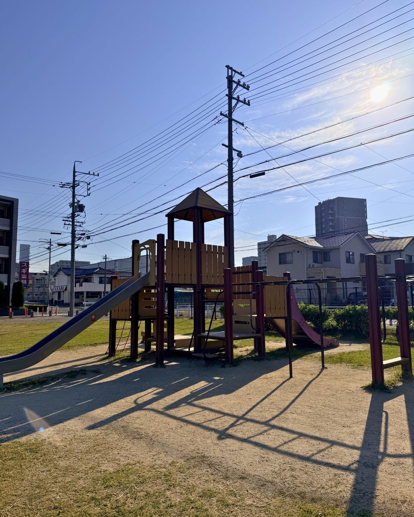山ノ手公園(愛知県豊田市)二階建ての複合遊具