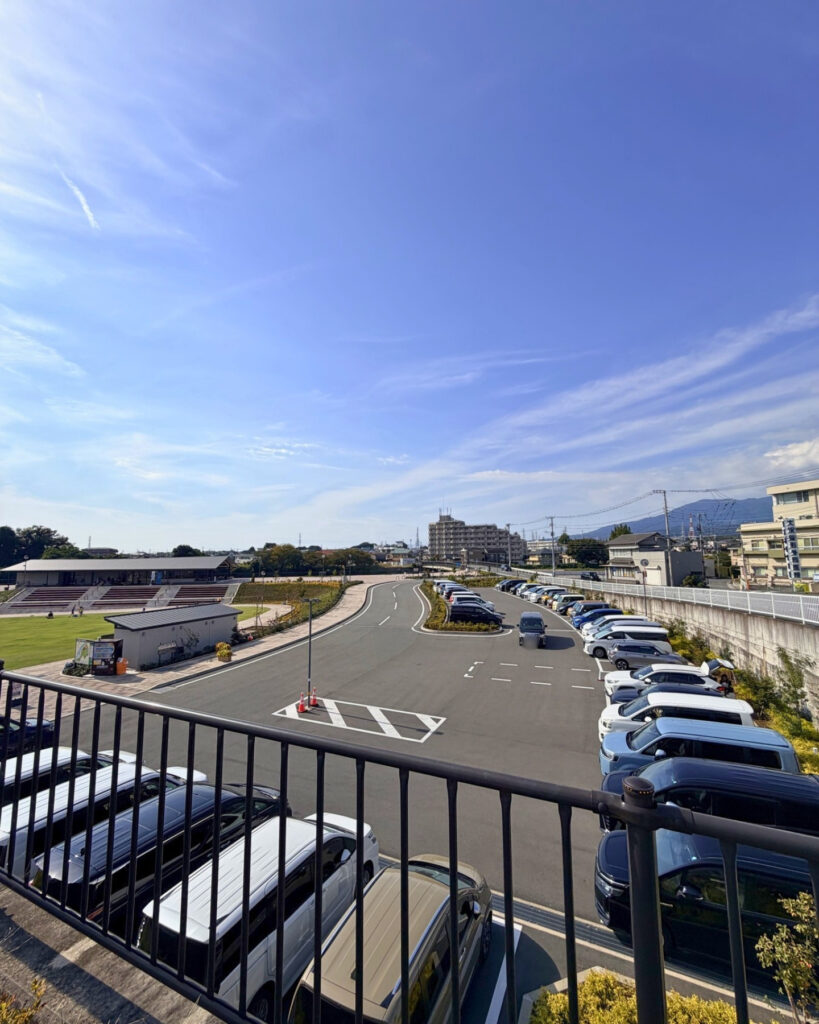 鮎壺公園の駐車場