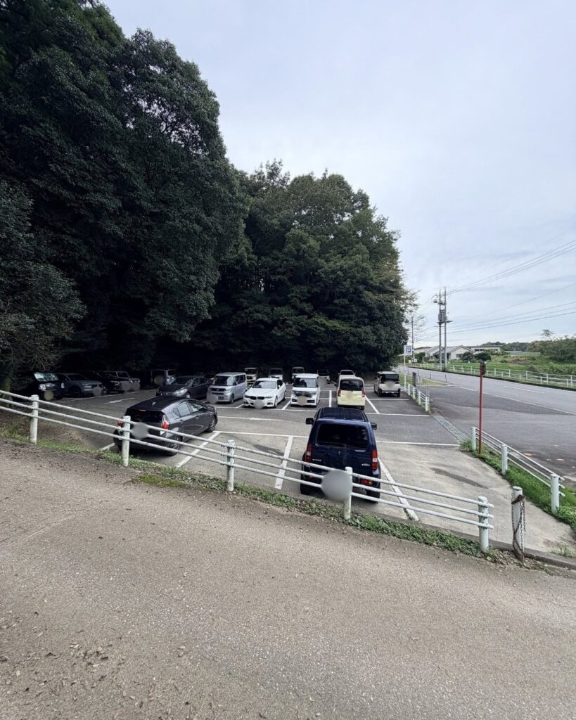 奥殿陣屋 東駐車場